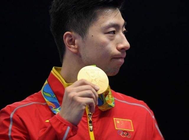 TA评选明年世界杯百大球星：梅西仅第八！C罗高居第25！