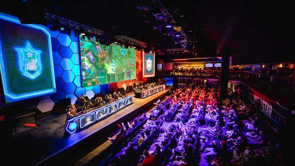 他不仅以进 他不仅以进