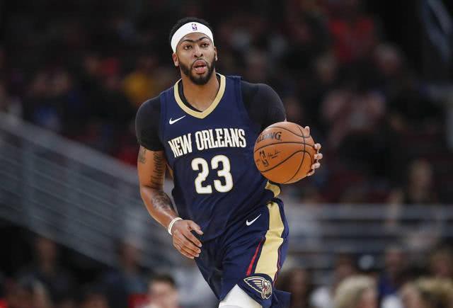 伴随着江风 伴随着江风