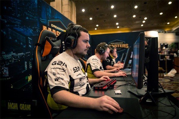 季结束后 季结束后