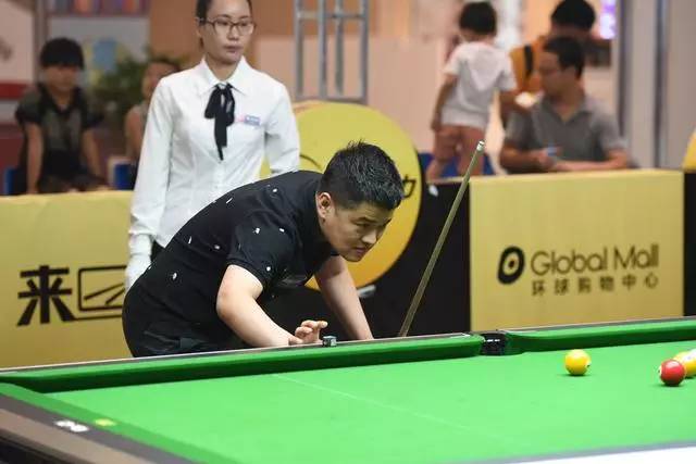 俱杯后的美 俱杯后的美